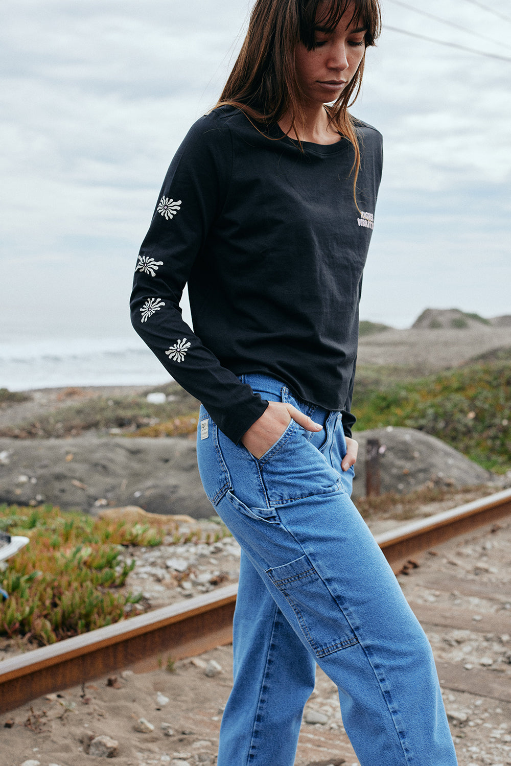 POLERA FLOWERS ML BLACK - GIRLS