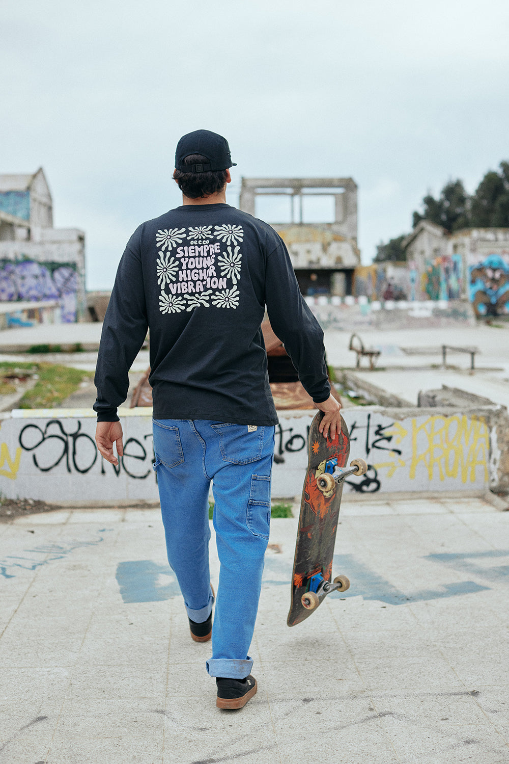 POLERA FLOWERS ML BLACK