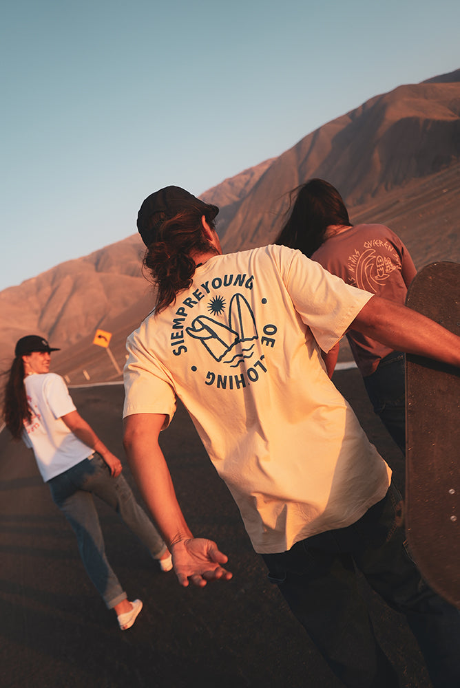 POLERA KEEP SURFING YELLOW - BOYS